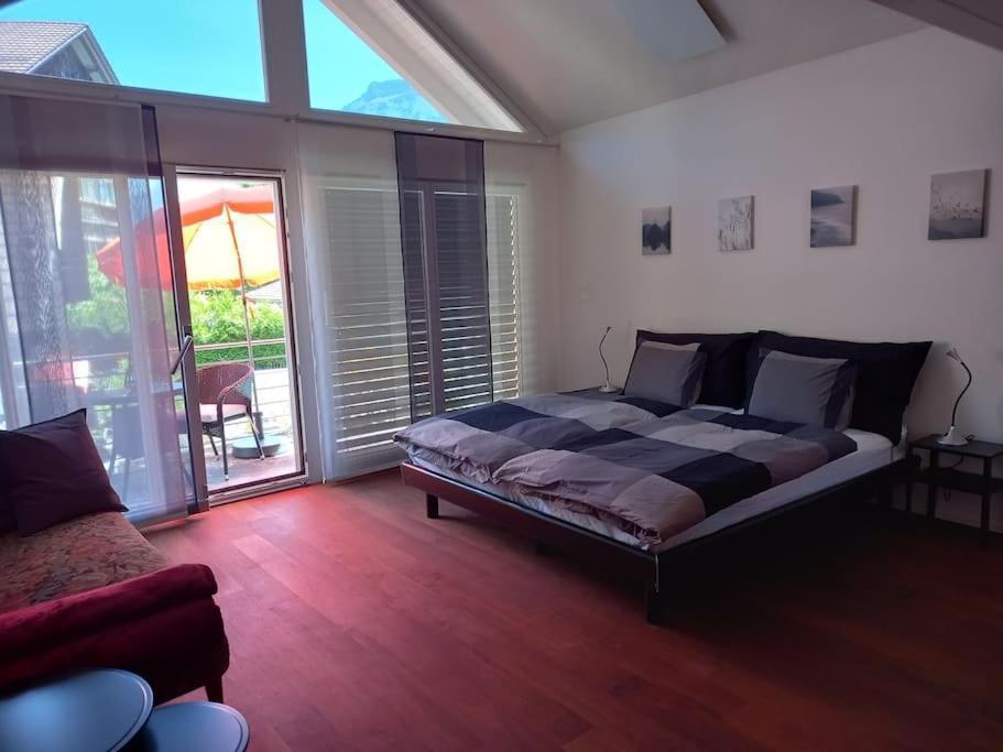 New.. Matten Central Family Suite, Sleeps 4 Matten bei Interlaken Exteriör bild