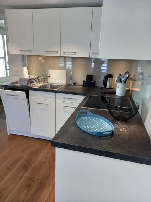 New.. Matten Central Family Suite, Sleeps 4 Matten bei Interlaken Exteriör bild